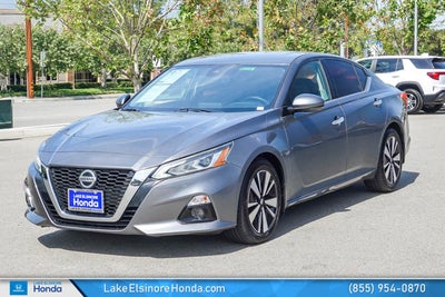 2020 Nissan Altima 2.5 SV