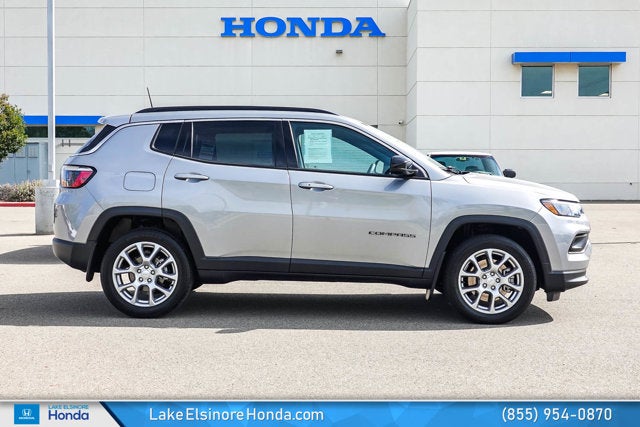 2024 Jeep Compass Latitude Lux