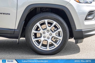 2024 Jeep Compass Latitude Lux