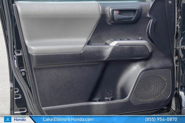 2022 Toyota Tacoma 2WD SR5