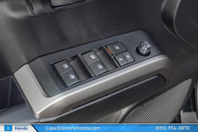 2022 Toyota Tacoma 2WD SR5