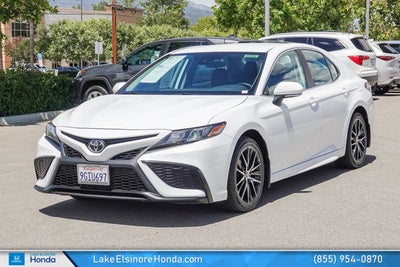 2024 Toyota Camry SE