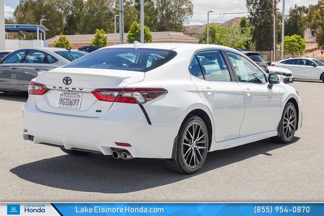 2024 Toyota Camry SE