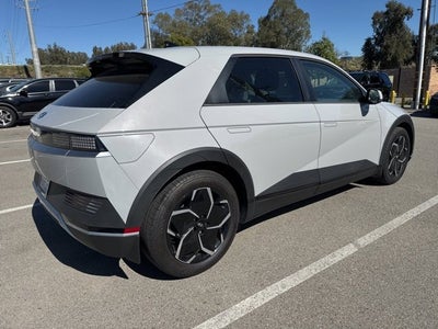 2024 Hyundai IONIQ 5 SE