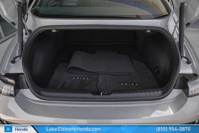 2024 Hyundai IONIQ 6 SE