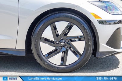 2024 Hyundai IONIQ 6 SE